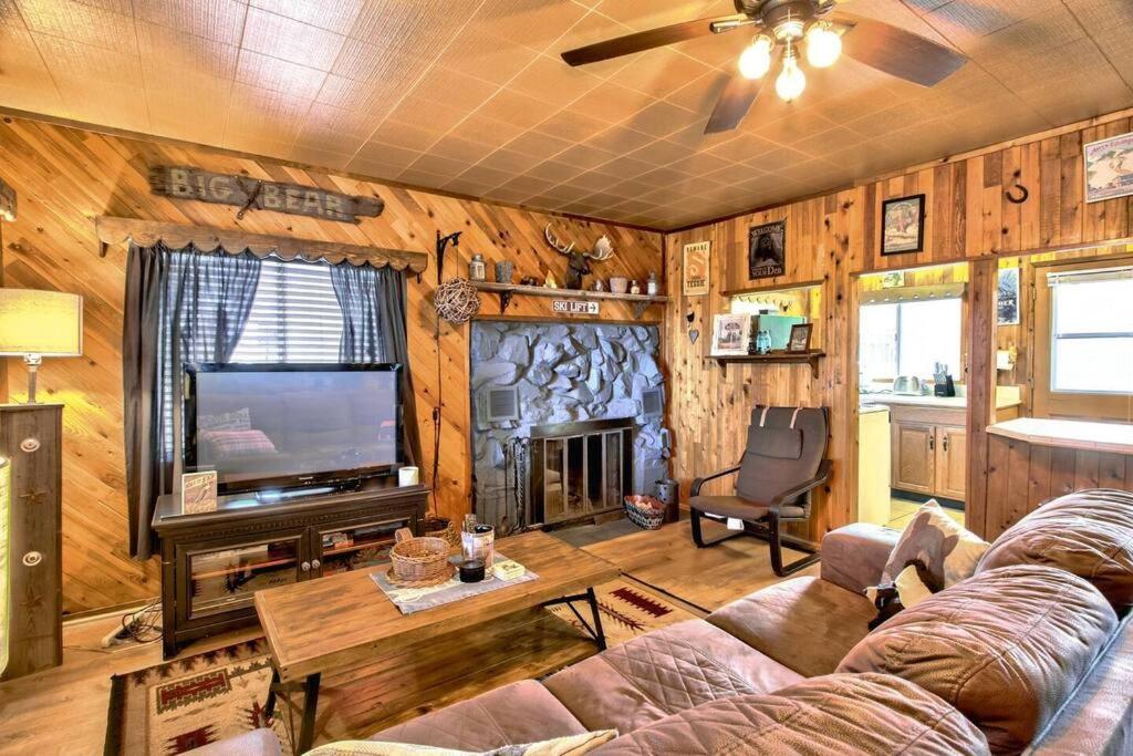 Los Osos Cozy Cabin With Private Spa And Bbq Villa Big Bear Lake Exterior photo